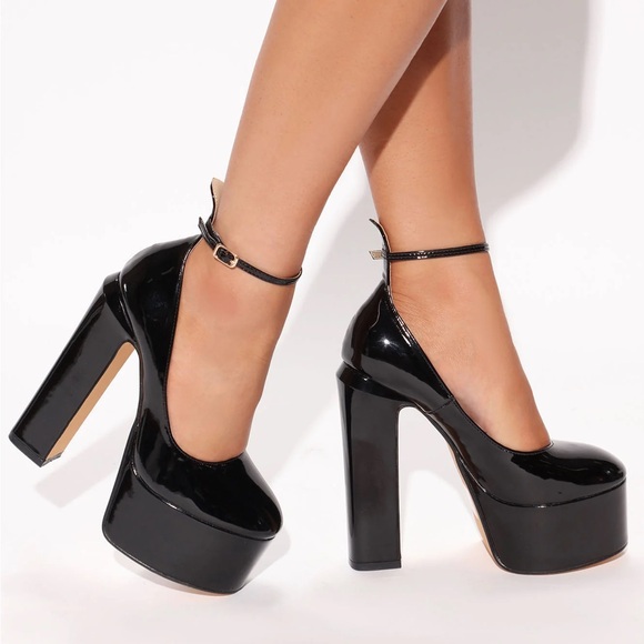 Rouge Black platform heels with buckles - Picture 1 of 8